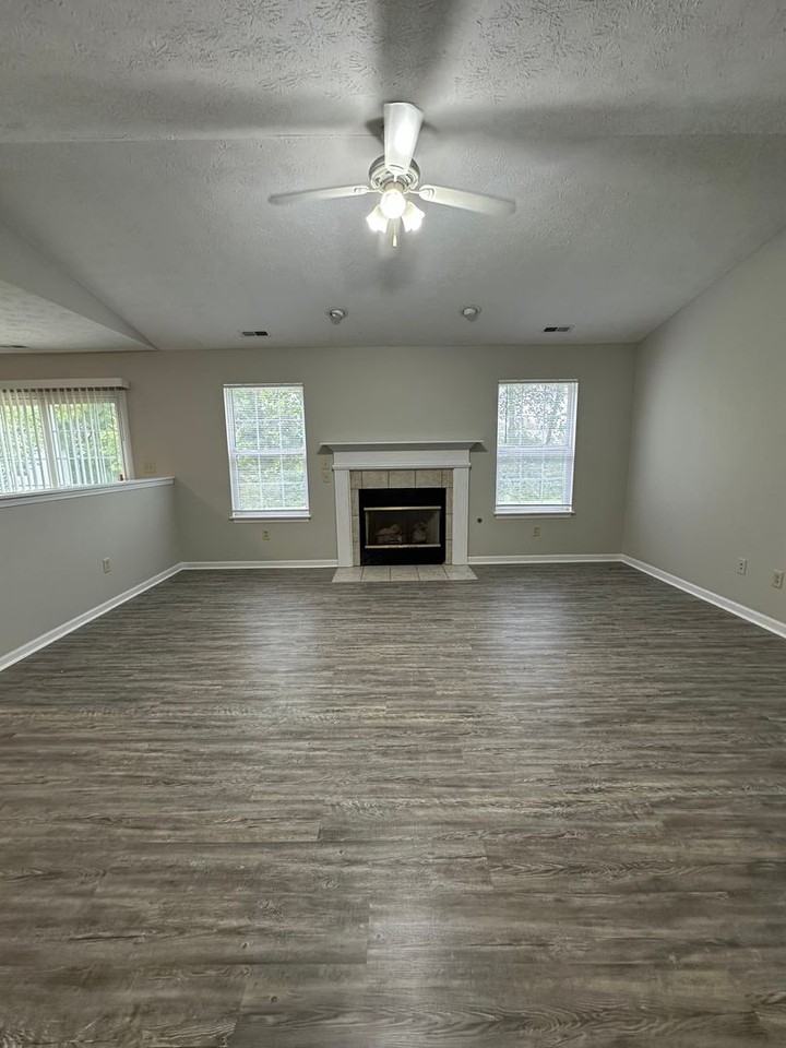 1936 Halyard Ct - Photo 4 of 17