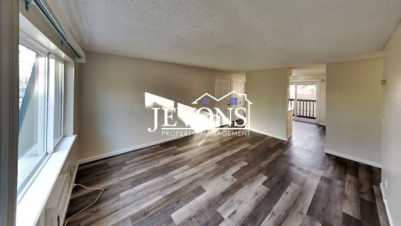 607 N 6th Ave Yakima, WA 98902 - Photo 7 of 36