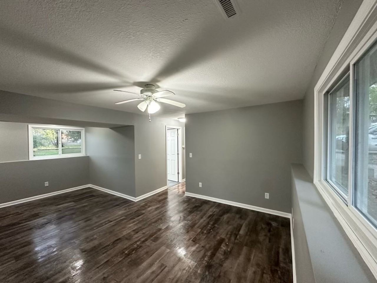 6020 Candlewood Ct - Photo 5 of 13