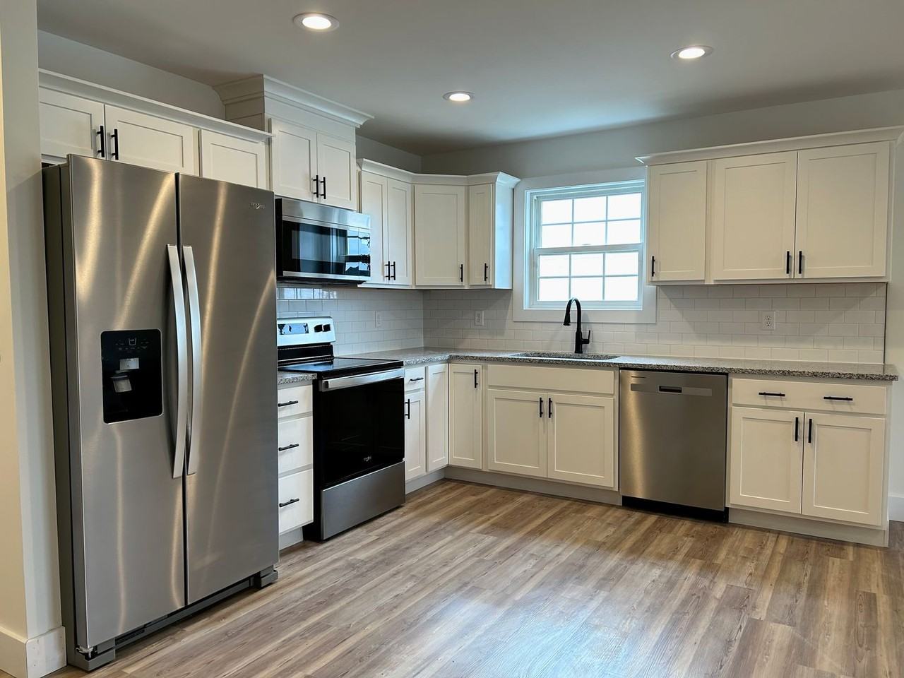 324/326 Winding Branch Drive - Photo 2 of 16