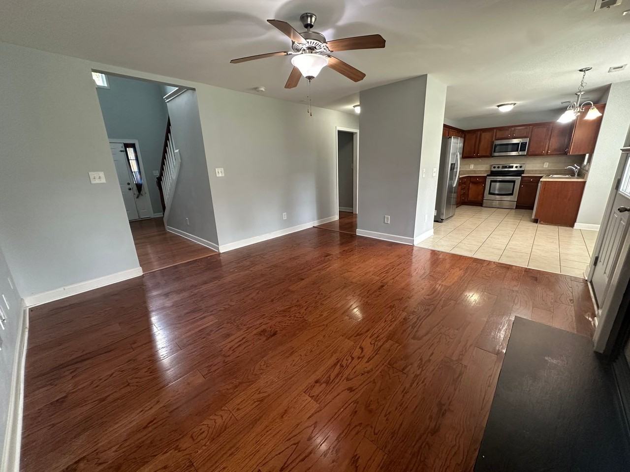 4252 Redspire Ln - Photo 4 of 42