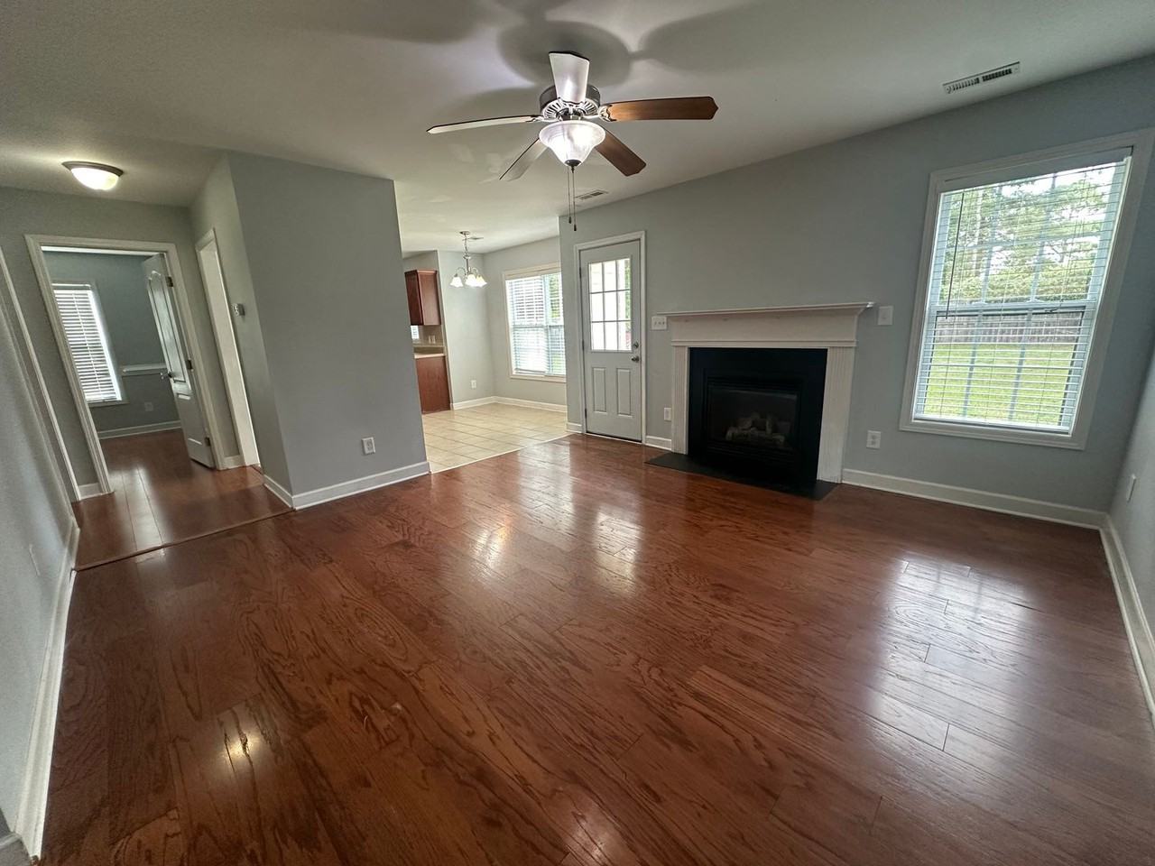 4252 Redspire Ln - Photo 5 of 42