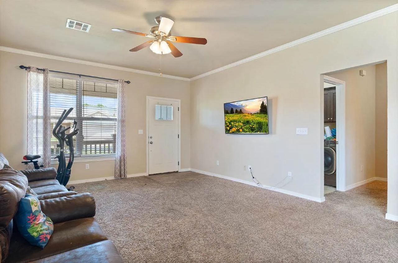 1507 W 13th Ave - Photo 3 of 15