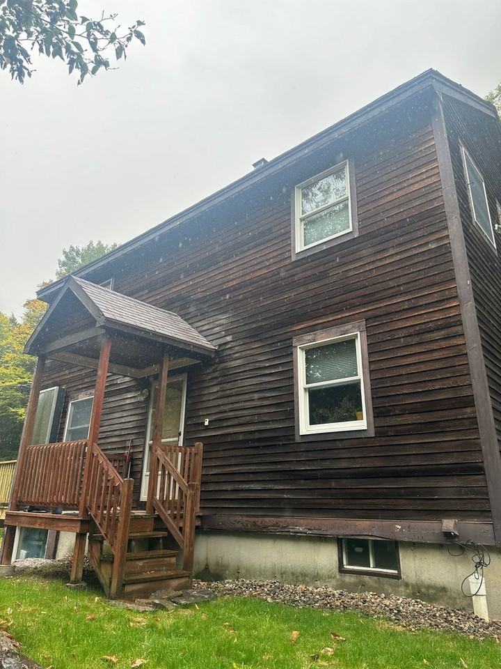 562 Straits Rd - Photo 2 of 11