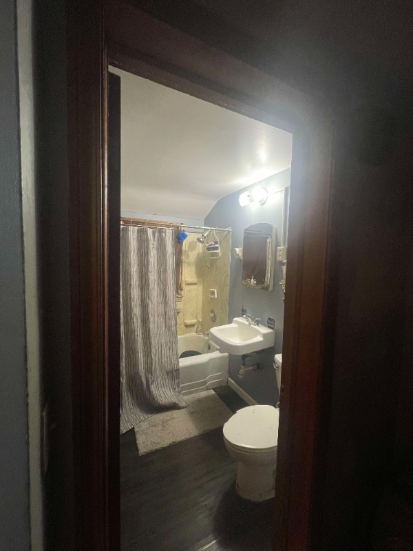 128 2nd Ave Nw #2 - Photo 5 of 5