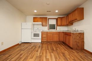 808 S Grange Ave #B - Photo 1 of 1