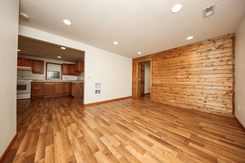 808 S Grange Ave #B - Photo 2 of 23