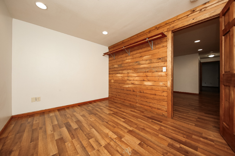 808 S Grange Ave #B - Photo 3 of 23