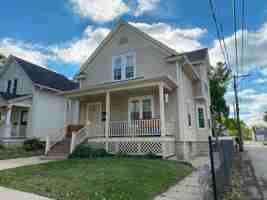 featured image of 314 S Hale St #1