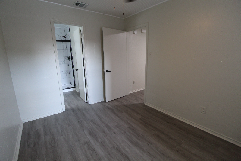 2902 Sweeney Lane #8 - Photo 3 of 16