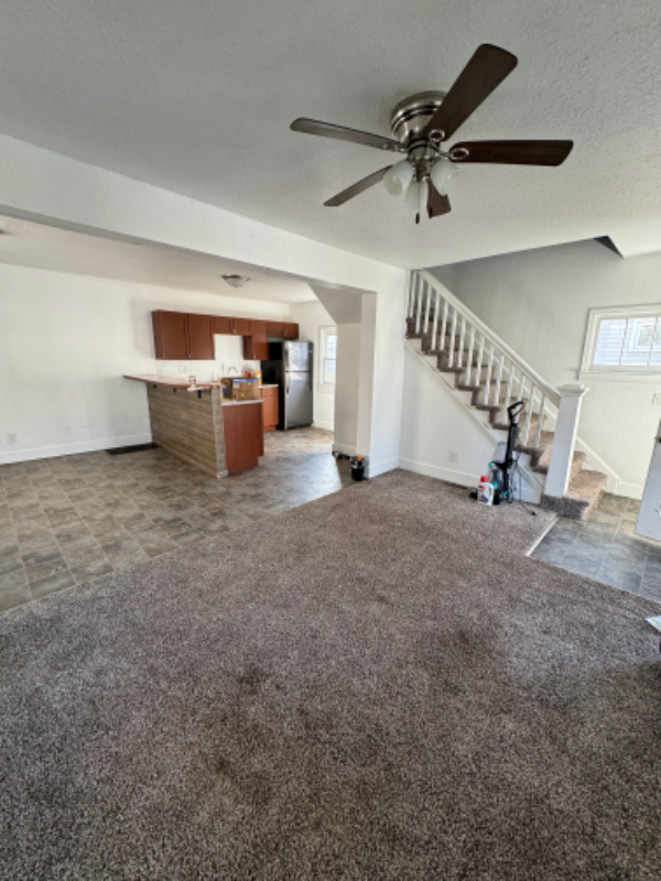 311 W Jackson St - Photo 2 of 8