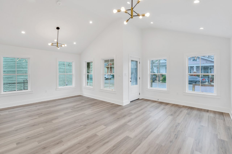 8325 Willow St - Photo 3 of 18