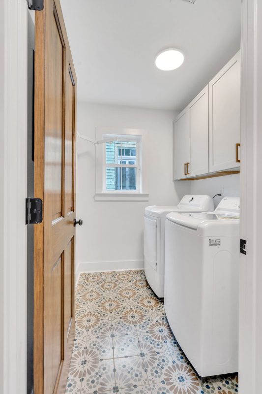 8325 Willow St - Photo 6 of 18