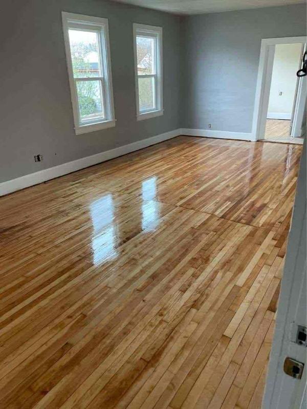 1400 Elm St - Photo 2 of 11