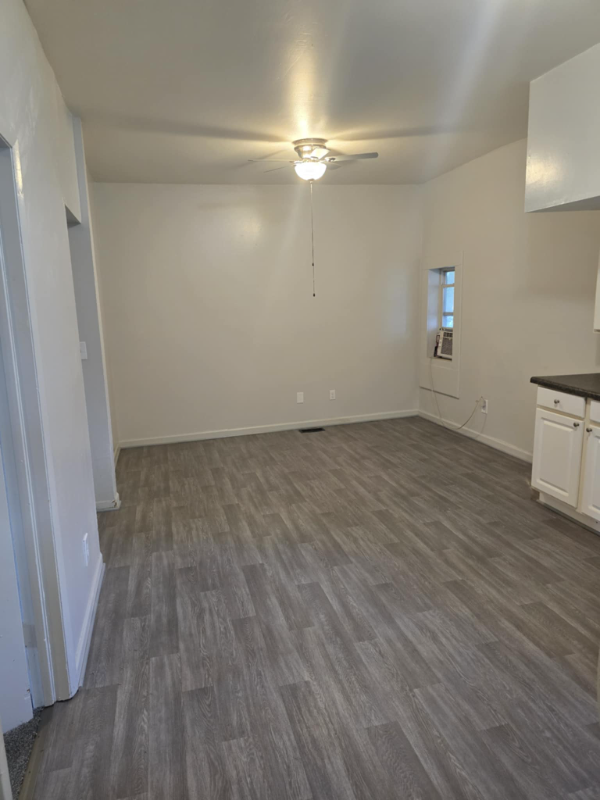 2 W Hickory St #2 - Photo 2 of 5