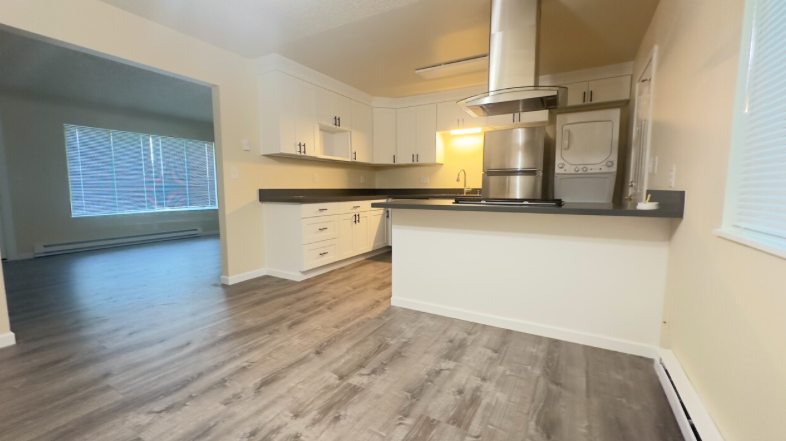 807 1/2 52nd Pl Sw #807-1-2 - Photo 2 of 6