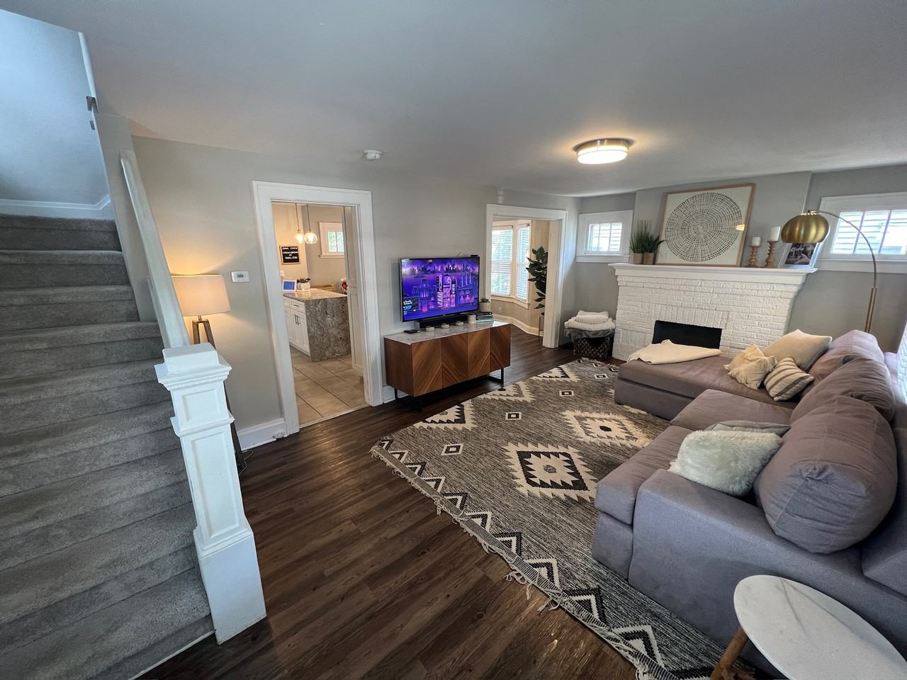 171 E Lakeview Ave #NA - Photo 3 of 22