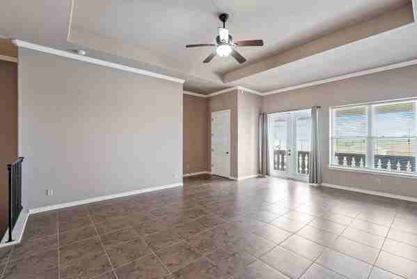 14910 Leeward Dr #702 - Photo 7 of 27