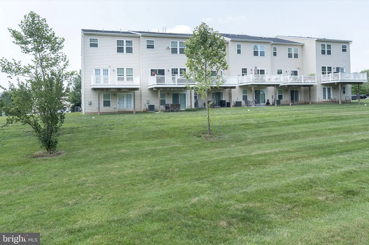 117 Old Cedarbrook Rd #24 - Photo 3 of 35