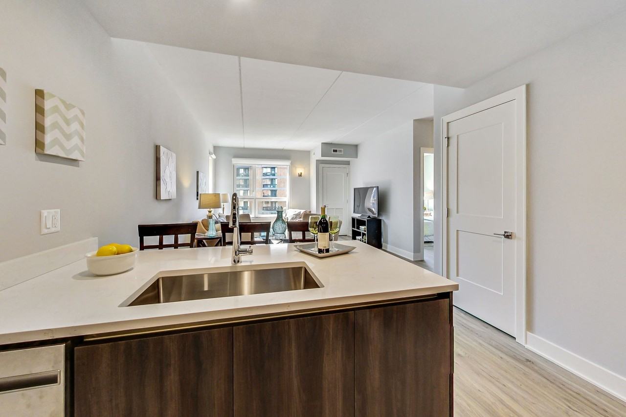 300 W Division St #613 - Photo 2 of 8