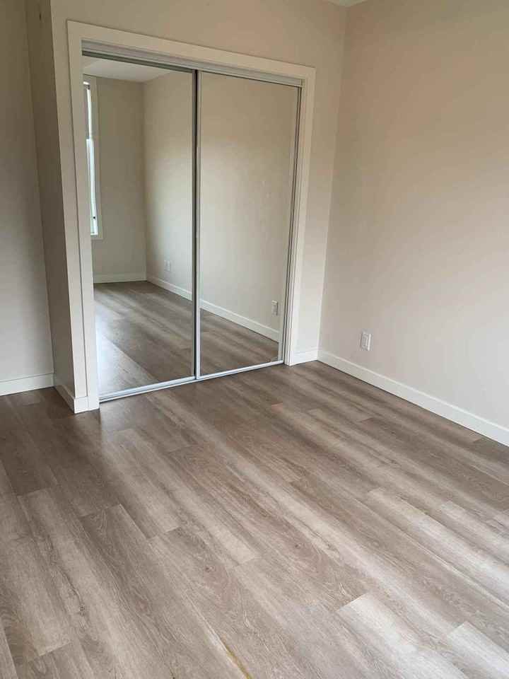 815 Orono Avenue - Photo 6 of 12