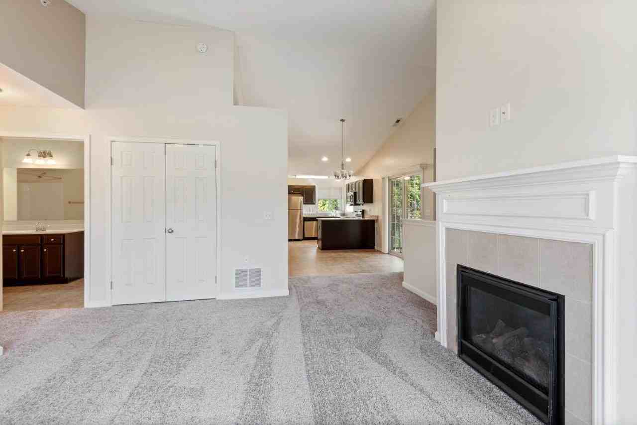 Auburn Creek Apartment Homes - Photo 6 of 20