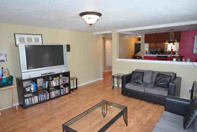 1801 Sunshine Terrace SE - Photo 3 of 18