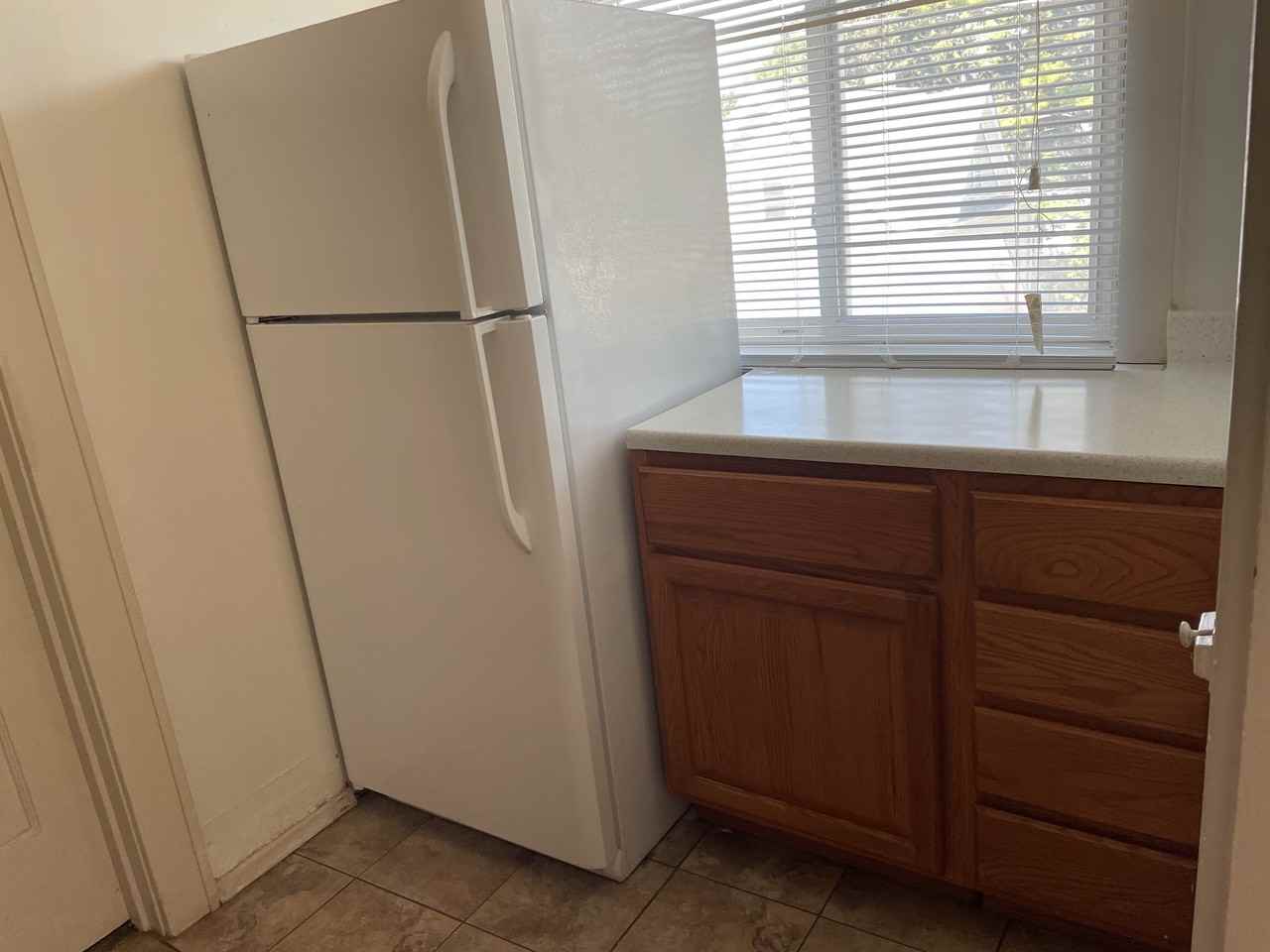 4621 South Lake Drive - Photo 2 of 7