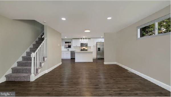 432 Vernon St - Photo 3 of 13