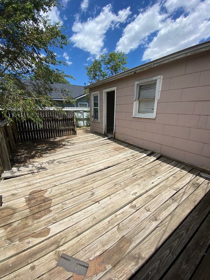 4210 S Jackson St - Photo 4 of 6