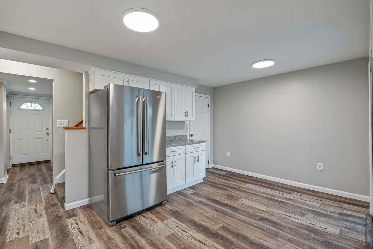 322 Gildenfenny St - Photo 3 of 22