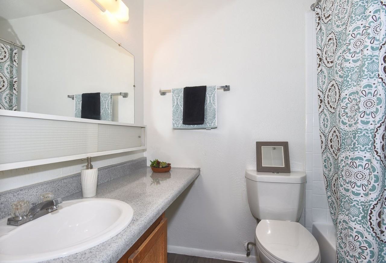 Summerstone Duplexes - Photo 7 of 15