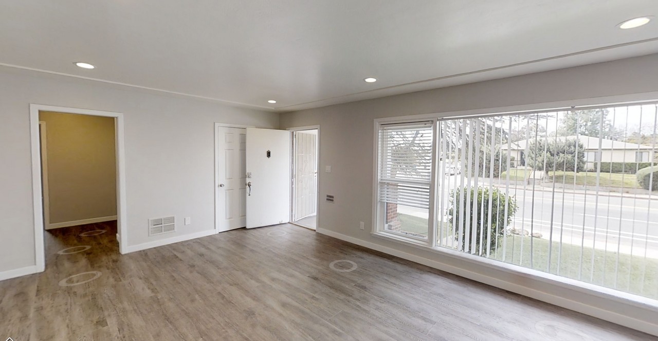 6322 Montezuma Rd - Photo 4 of 16