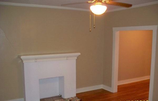 230 Corona Ave - Photo 3 of 15