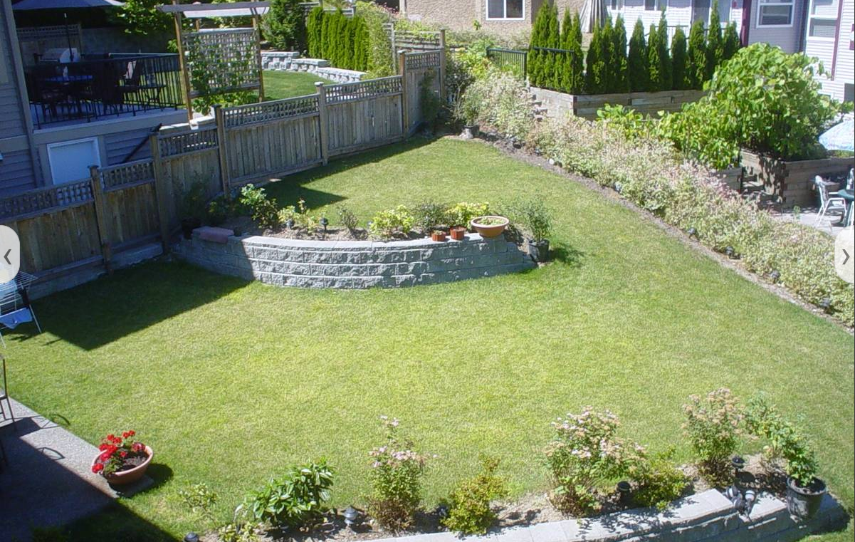 2877 McLaren Court - Photo 2 of 5