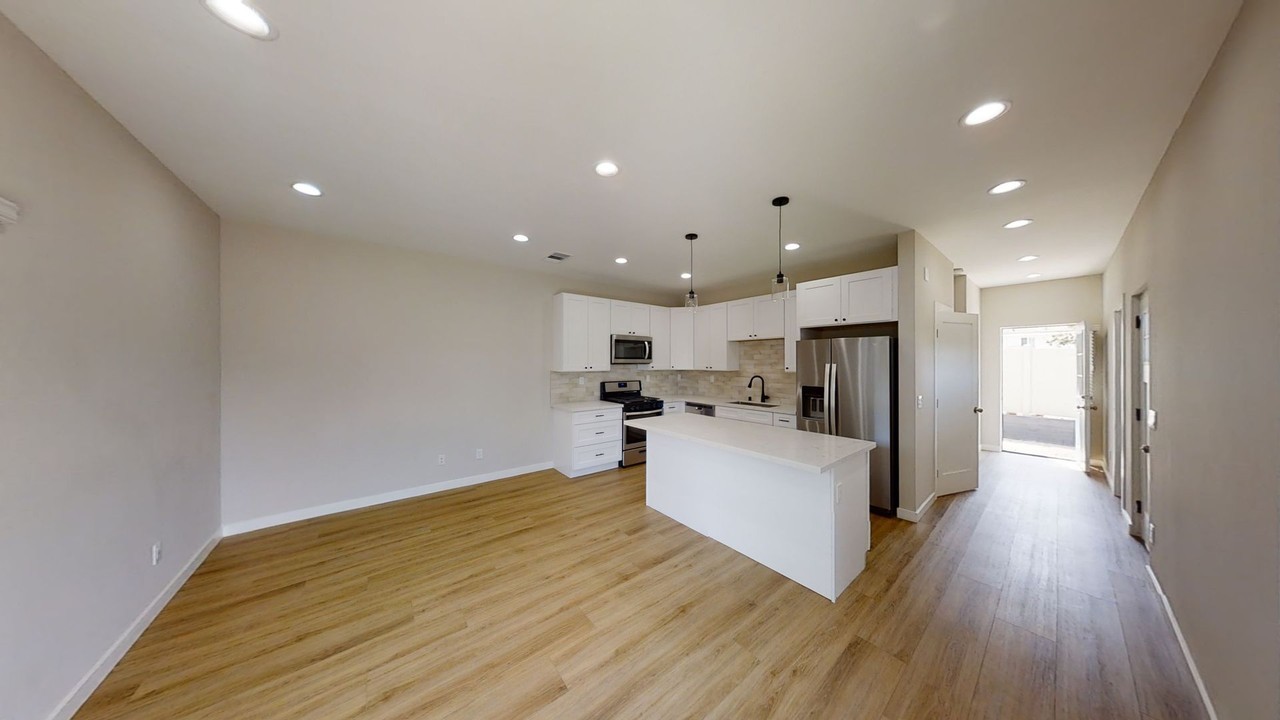 5226 Tipton St - Photo 7 of 21