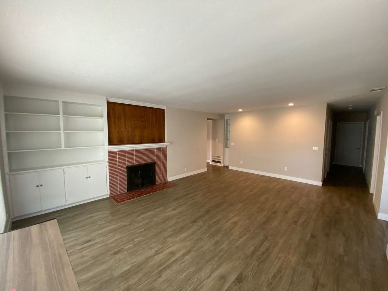 4845 63rd St - Photo 4 of 18