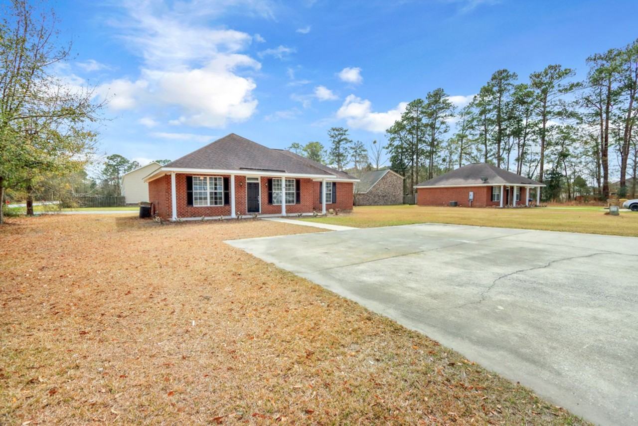 139 Ivey St - Photo 2 of 23