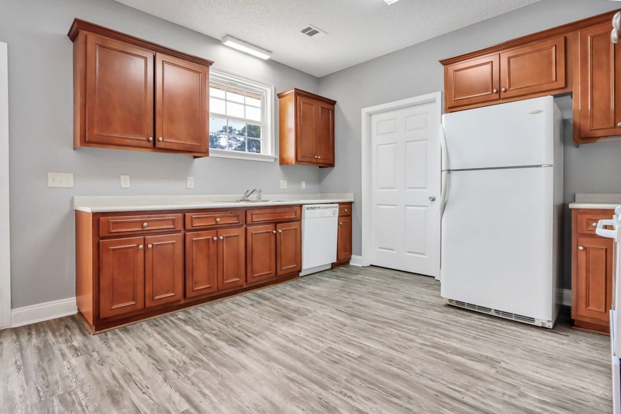 139 Ivey St - Photo 6 of 23