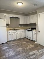 featured image of 803 803 E Davidson