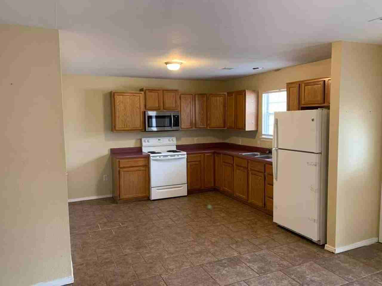 204/206 6th Place - Photo 3 of 13