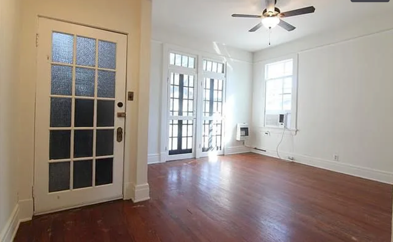 85-87 Allard Blvd - Photo 2 of 7