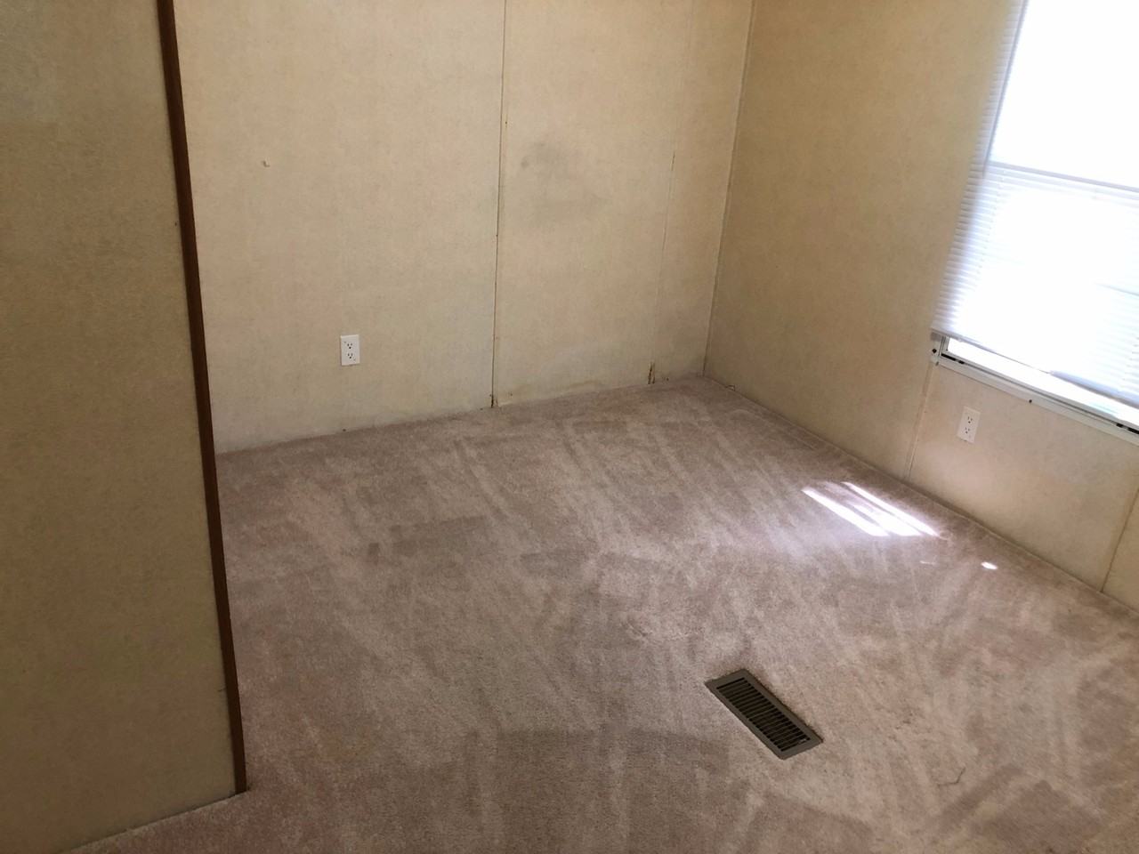 50 Deerfoot Ln - Photo 6 of 9