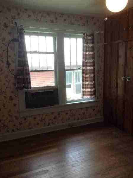 1210 S Lincoln St - Photo 5 of 34