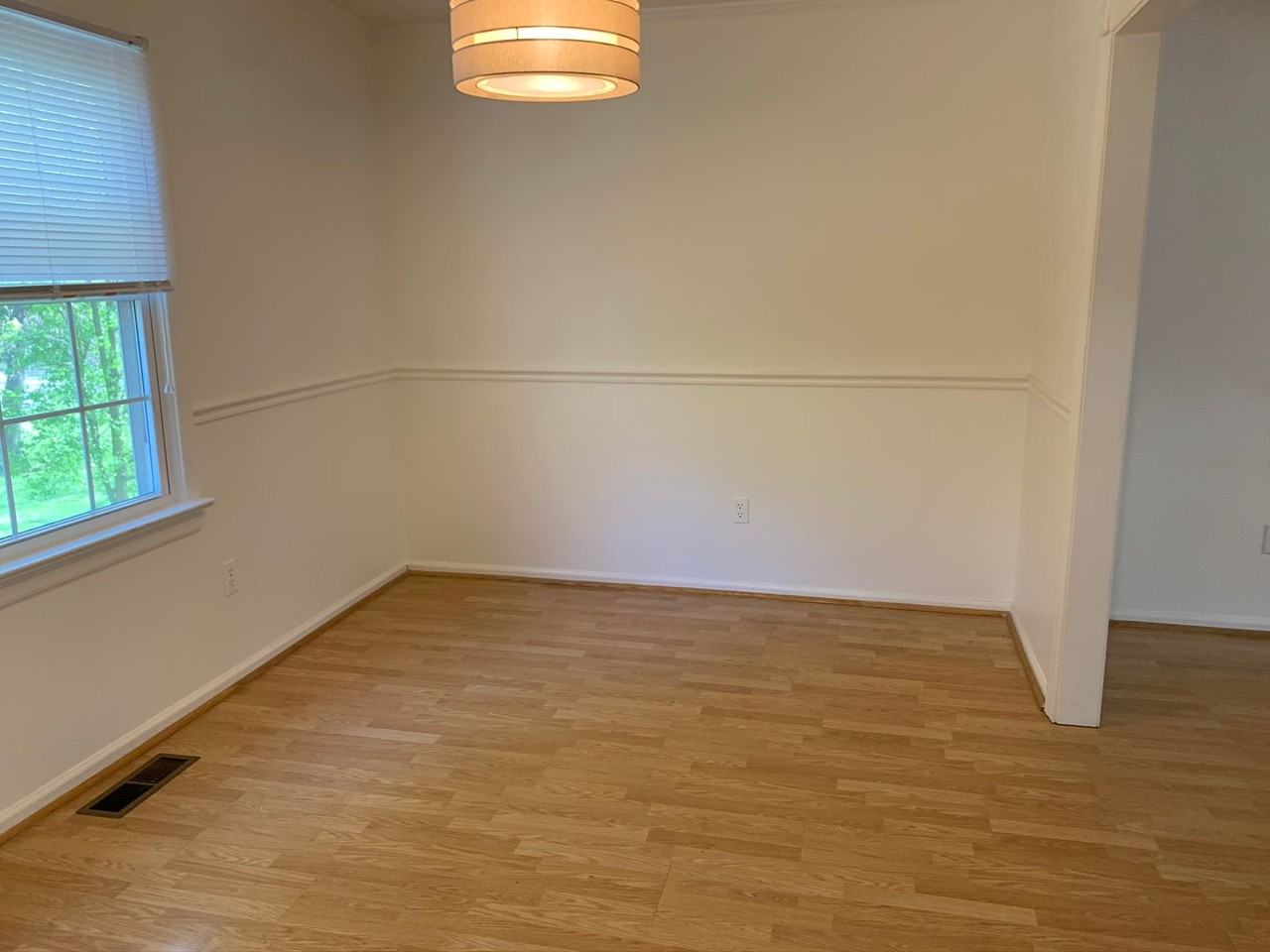 114 Southampton Ct #1 - Photo 3 of 34