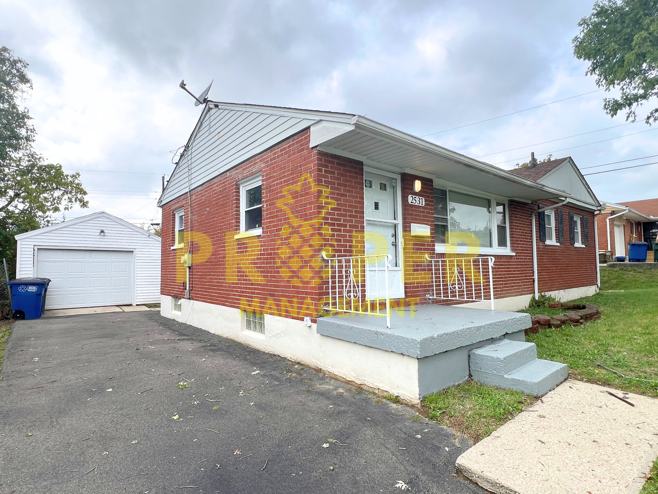 2531 Carnegie St - Photo 2 of 14