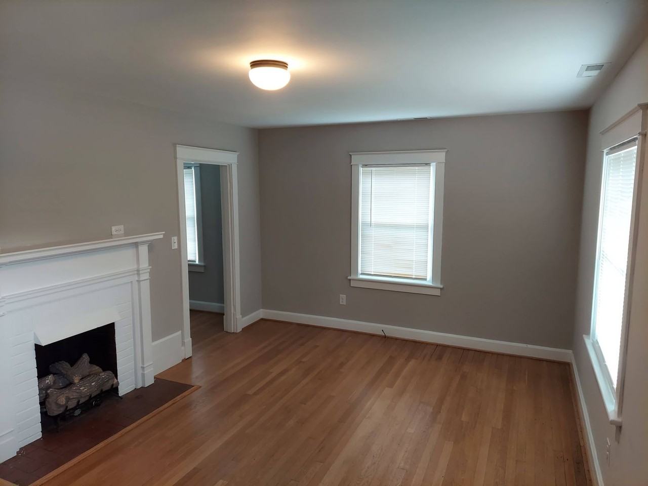 1404 N Coalter St - Photo 4 of 16