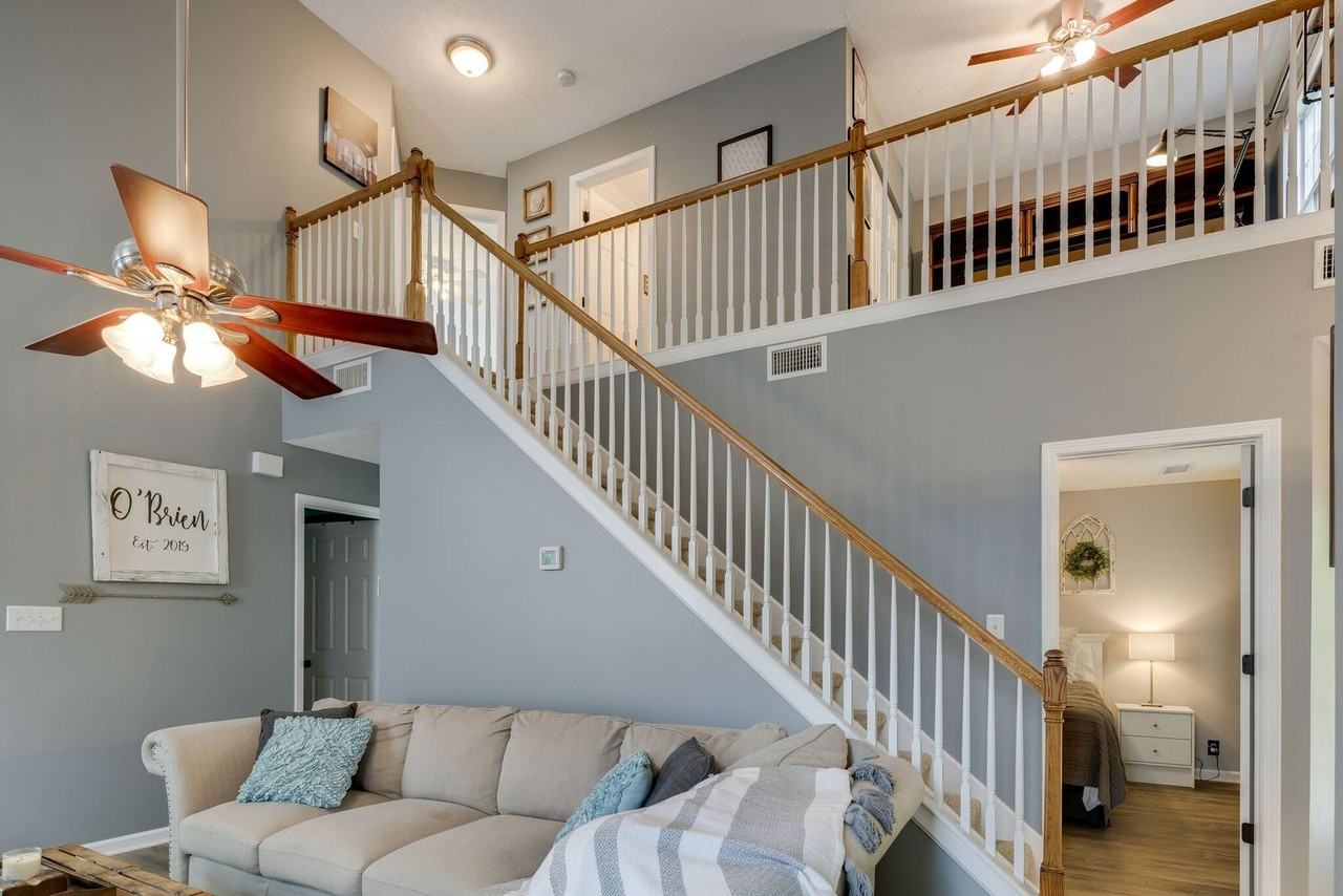 3708 Creston Ct - Photo 3 of 29