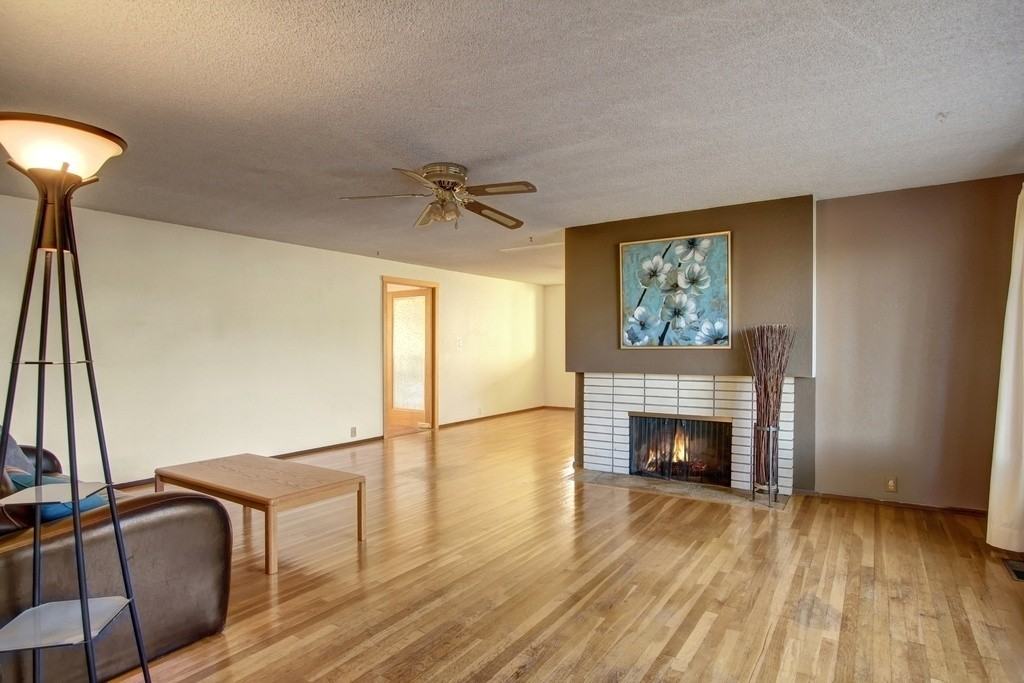 17311 Ne 19th Pl - Photo 3 of 21