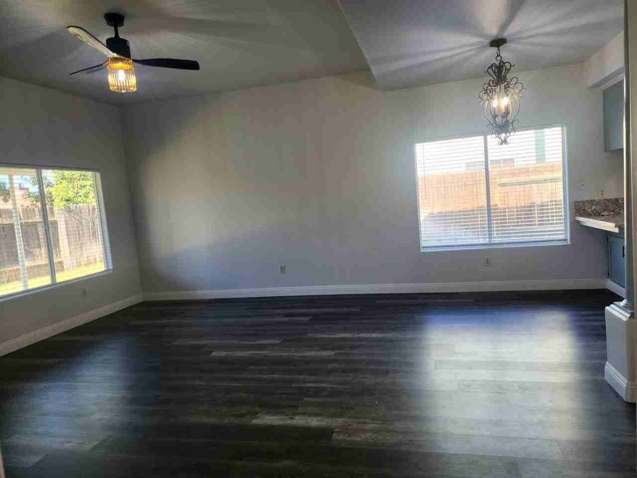 5309 Sunlight Ct - Photo 3 of 21